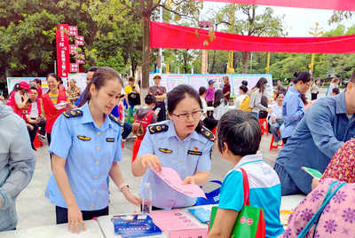 田陽區市場監管局開展'世界認可日'宣傳活動，提供法律咨詢服務